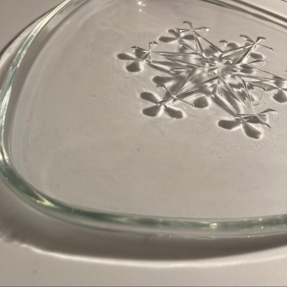 VTG Indiana Glass Atomic Snowflake Snack Plates (2 - Picture 3 of 10
